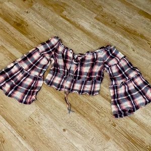 CHELSEA & VIOLET cropped top